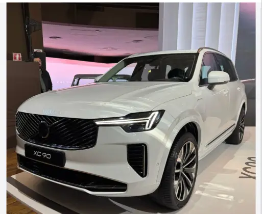 VOLVO XC90 2.0 T8 PHEV PLUS AWD GEARTRONIC