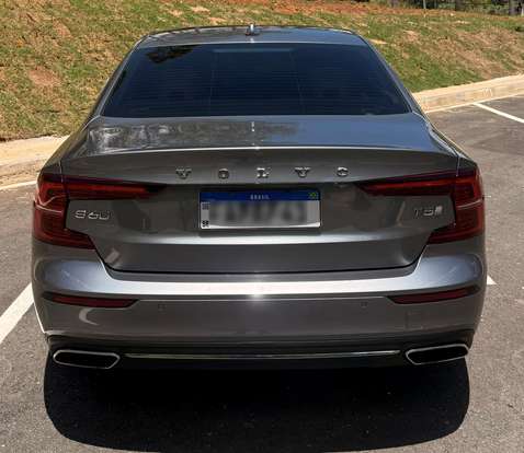 VOLVO-S60-2019