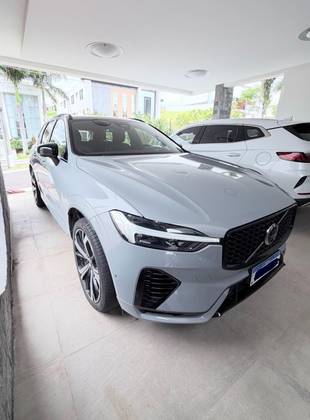 VOLVO XC60 2.0 T8 RECHARGE ULTIMATE DARK AWD GEARTRONIC