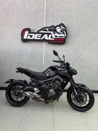 YAMAHA MT-09 