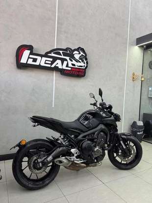 YAMAHA-MT-09-2020
