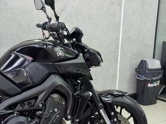 YAMAHA-MT-09 YAMAHA-MT-09-2020