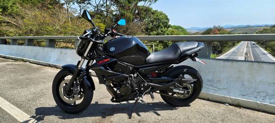 YAMAHA XJ6 N 