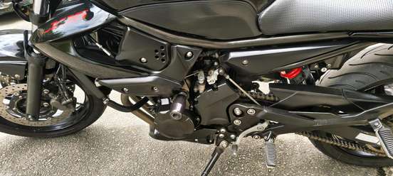 YAMAHA-XJ6 N-2011