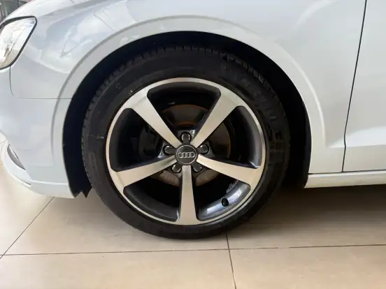 AUDI-A3-2017