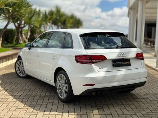 AUDI-A3-2019