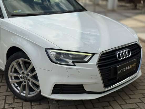 AUDI-A3-2019