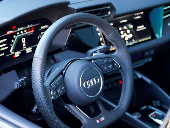 AUDI-A3-2.0 40 TFSI GASOLINA SPORTBACK PERFORMANCE BLACK S-TRONIC AUDI-A3-2025