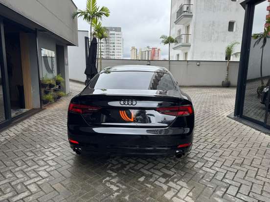 AUDI-A5-2017