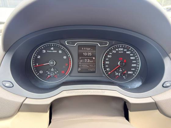 AUDI Q3 2.0 TFSI AMBIENTE QUATTRO 4P GASOLINA S TRONIC