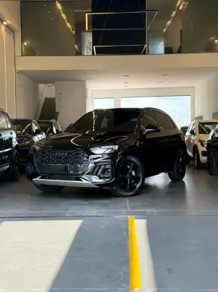 AUDI-Q5-2023