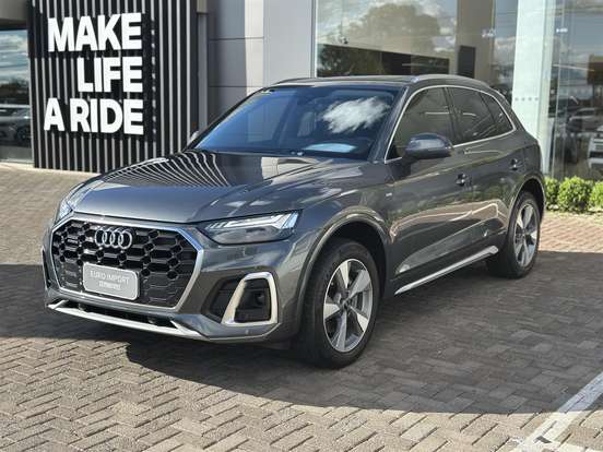 AUDI-Q5-2.0 45 TFSI GASOLINA S LINE BLACK QUATTRO S TRONIC AUDI-Q5-2024