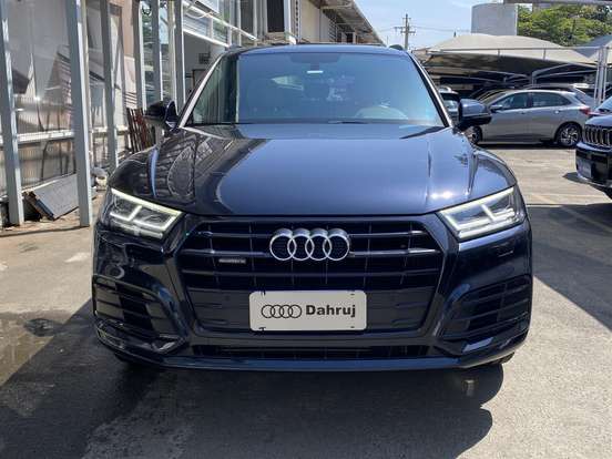 AUDI-Q5-2019