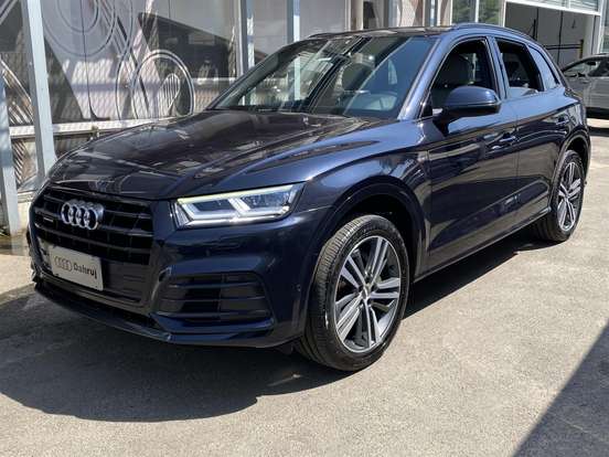 AUDI-Q5-2019