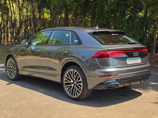 AUDI-Q8-3.0 TFSI GASOLINA PERFORMANCE BLACK QUATTRO TIPTRONIC AUDI-Q8-2025