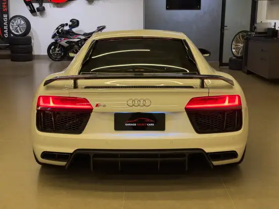 AUDI-R8-5.2 FSI COUPE PLUS QUATTRO V10 40V GASOLINA 2P S TRONIC AUDI-R8-2017
