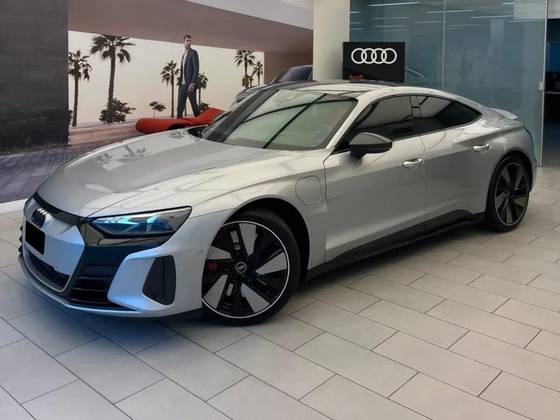 AUDI RS E-TRON GT ELÉTRICO QUATTRO