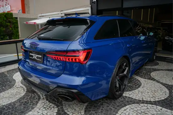 AUDI-RS6-2024