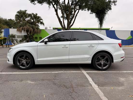 AUDI-A3-2018