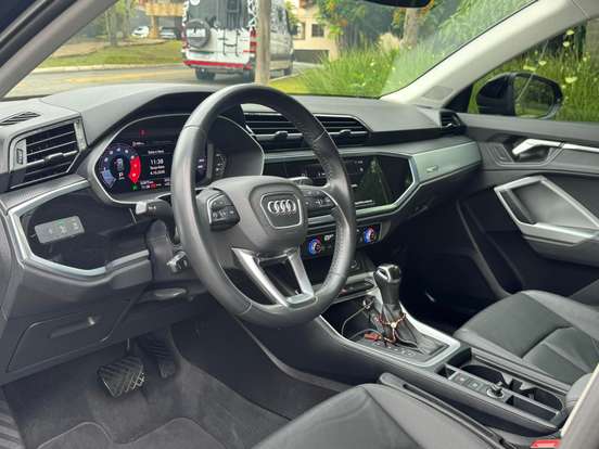 AUDI-Q3-1.4 35 TFSI GASOLINA PRESTIGE PLUS S TRONIC AUDI-Q3-2019