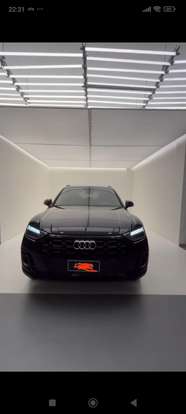 AUDI-Q5-2022