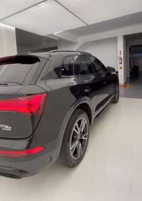 AUDI-Q5-2022