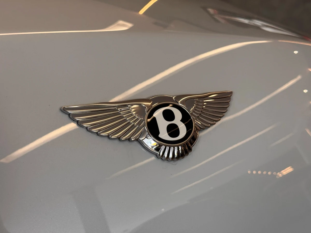 Bentley Continental — foto 10