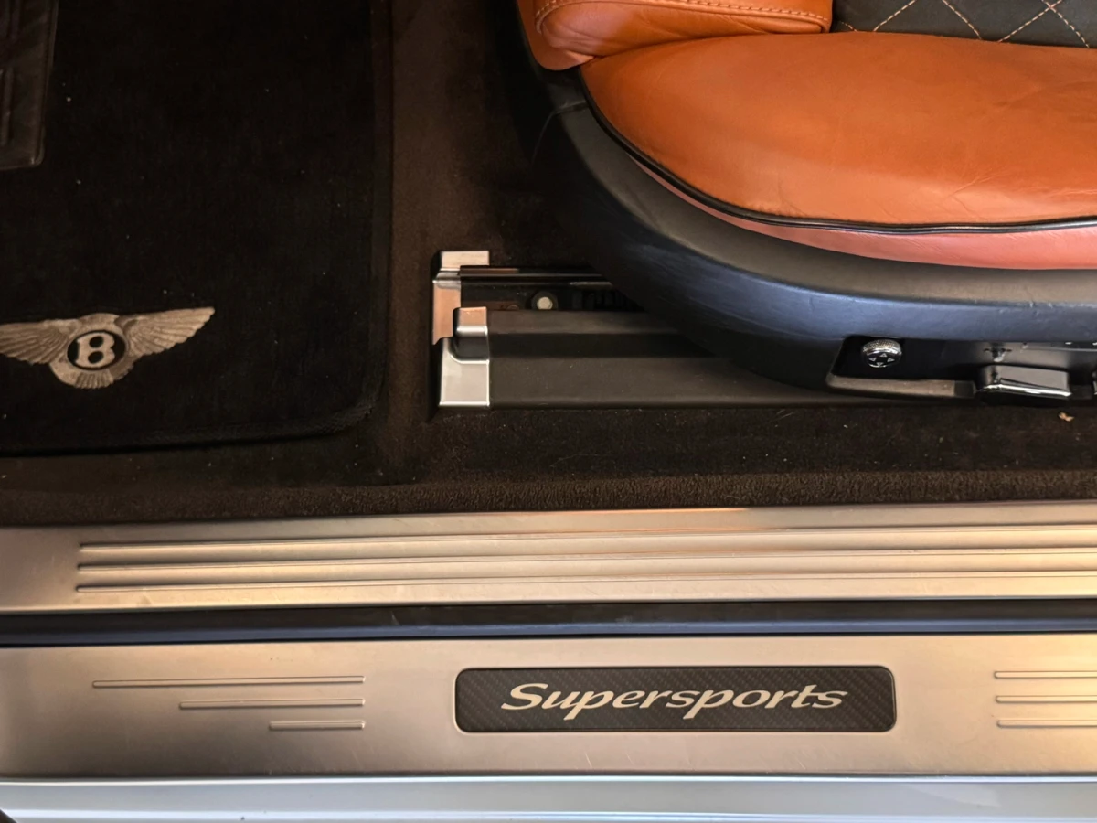 Bentley Continental — foto 14
