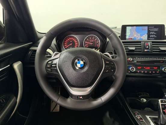 BMW-125i-2012