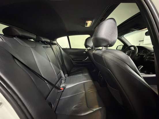 BMW-125i-2012