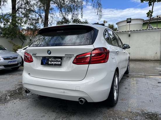 BMW-220i-2.0 CAT GP 16V TURBO ACTIVEFLEX 4P AUTOMÁTICO BMW-220i-2017