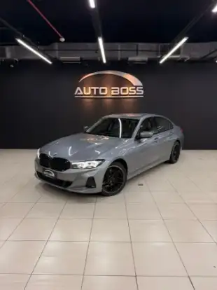 BMW-320i-2023
