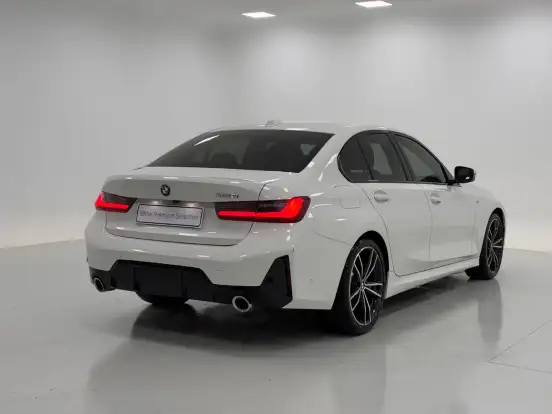 BMW-320i-2.0 16V TURBO FLEX M SPORT AUTOMÁTICO BMW-320i-2024
