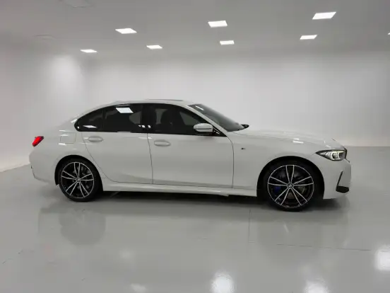 BMW-320i-2.0 16V TURBO FLEX M SPORT AUTOMÁTICO BMW-320i-2024