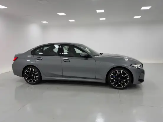 BMW-320i-2026