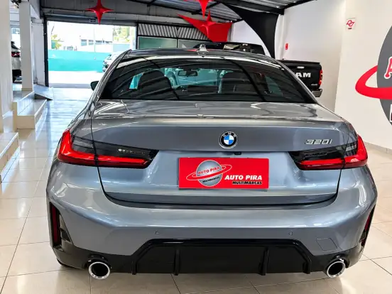 BMW-320i-2024