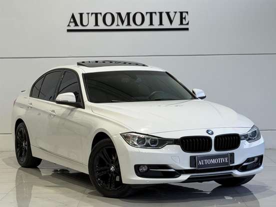 BMW-320i-2015
