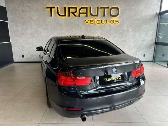 BMW-320i-2014
