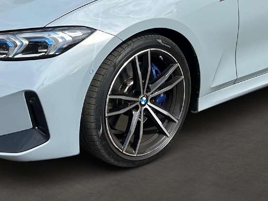 BMW-320i-2024