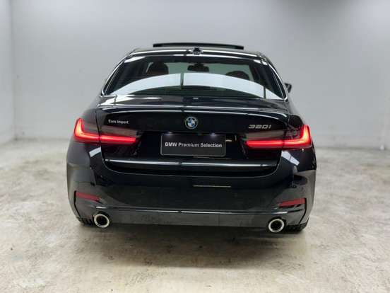 BMW-320i-2.0 16V TURBO FLEX SPORT GP AUTOMÁTICO BMW-320i-2024