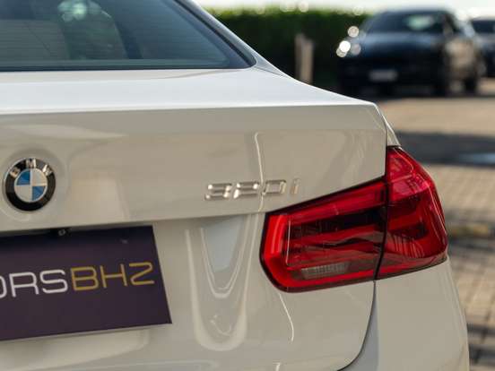 BMW-320i-2.0 SPORT 16V TURBO ACTIVE FLEX 4P AUTOMÁTICO BMW-320i-2017