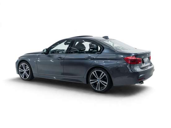 BMW-328i-2.0 M SPORT 16V ACTIVEFLEX 4P AUTOMÁTICO BMW-328i-2017