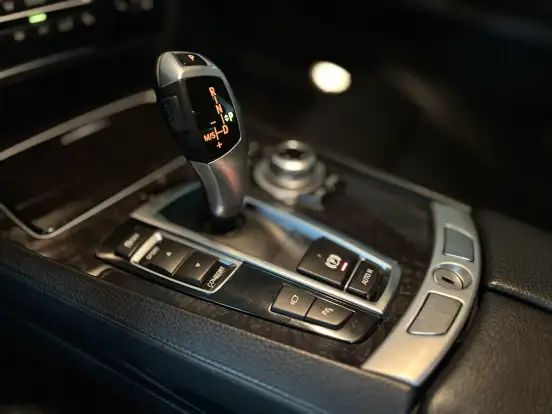 BMW-750i-2013