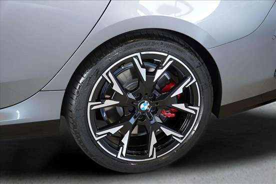 BMW-M 235i-2025