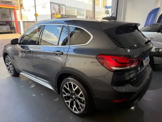BMW-X1-2.0 16V TURBO ACTIVEFLEX SDRIVE20I X-LINE PLUS 4P AUTOMÁTICO BMW-X1-2022