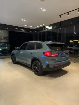 BMW-X1-2025