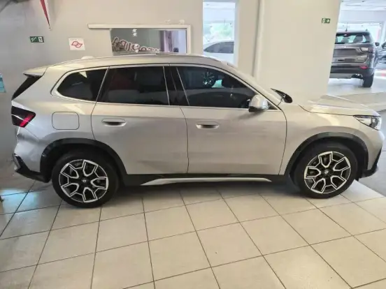 BMW-X1-2.0 16V TURBO GASOLINA SDRIVE20I X-LINE STEPTRONIC BMW-X1-2024