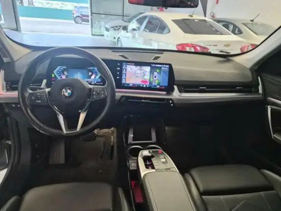 BMW-X1-2024