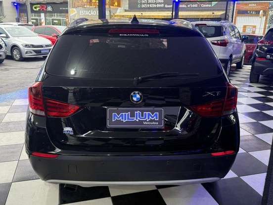 BMW-X1-2.0 16V GASOLINA SDRIVE18I 4P AUTOMÁTICO BMW-X1-2011