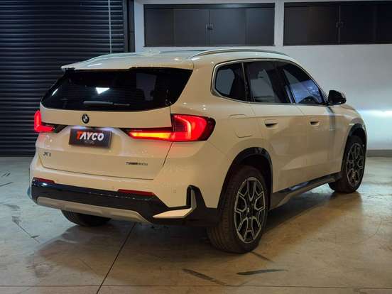 BMW-X1-2.0 16V TURBO GASOLINA SDRIVE20I X-LINE STEPTRONIC BMW-X1-2023